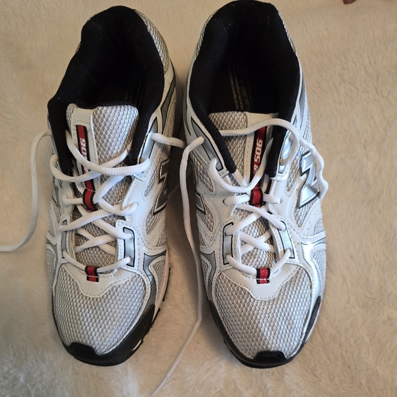 New Balance Mens Running Shoes - Picture 1 of 3